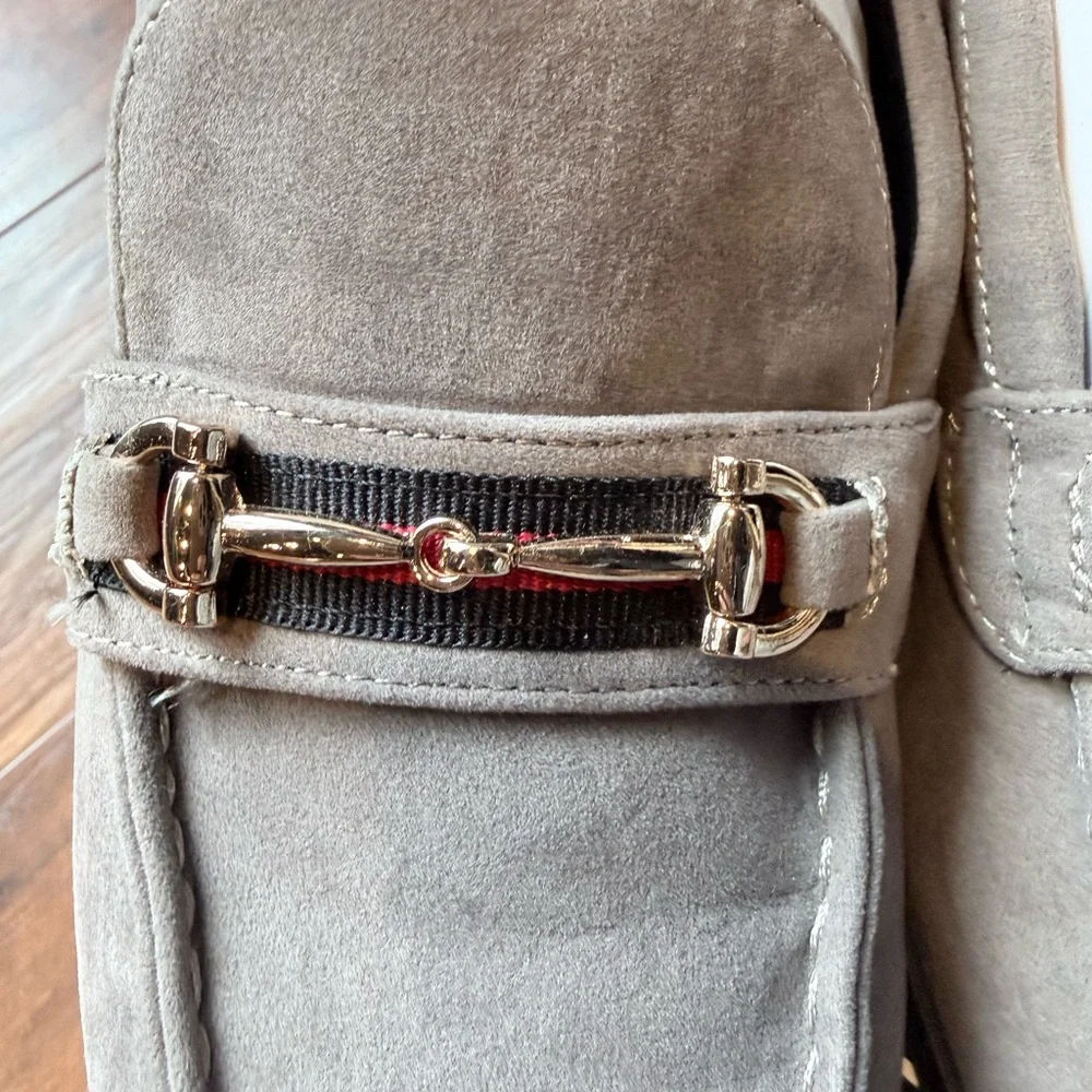 Elegant Gray Loafers with Metal Detail